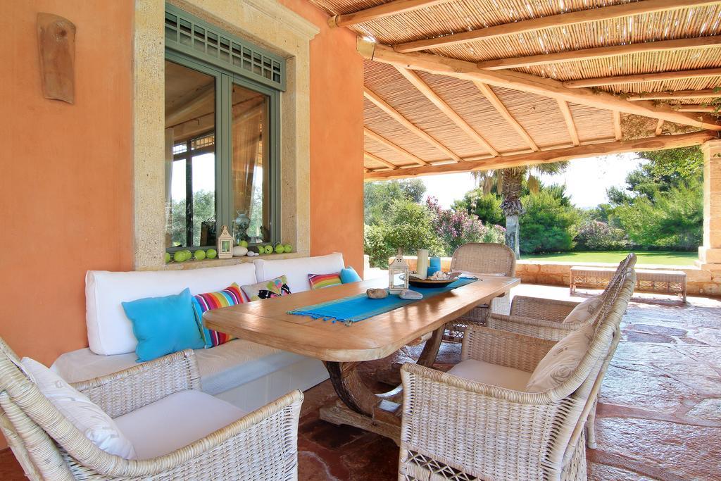 Vouliagmeni Villa 아테네 외부 사진